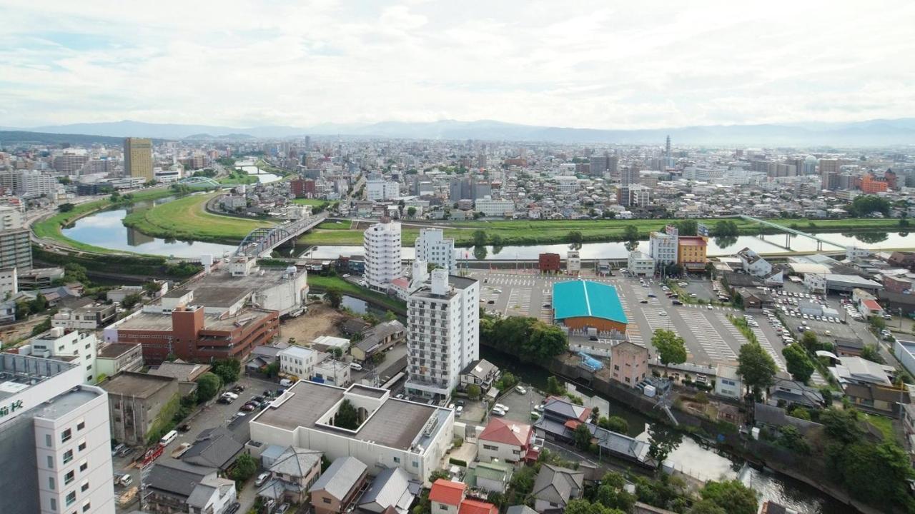 Toyoko Inn Kumamoto Ekimae Buitenkant foto